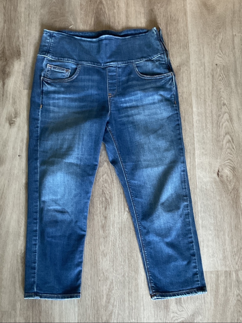 Spanx signature capri denim size 30